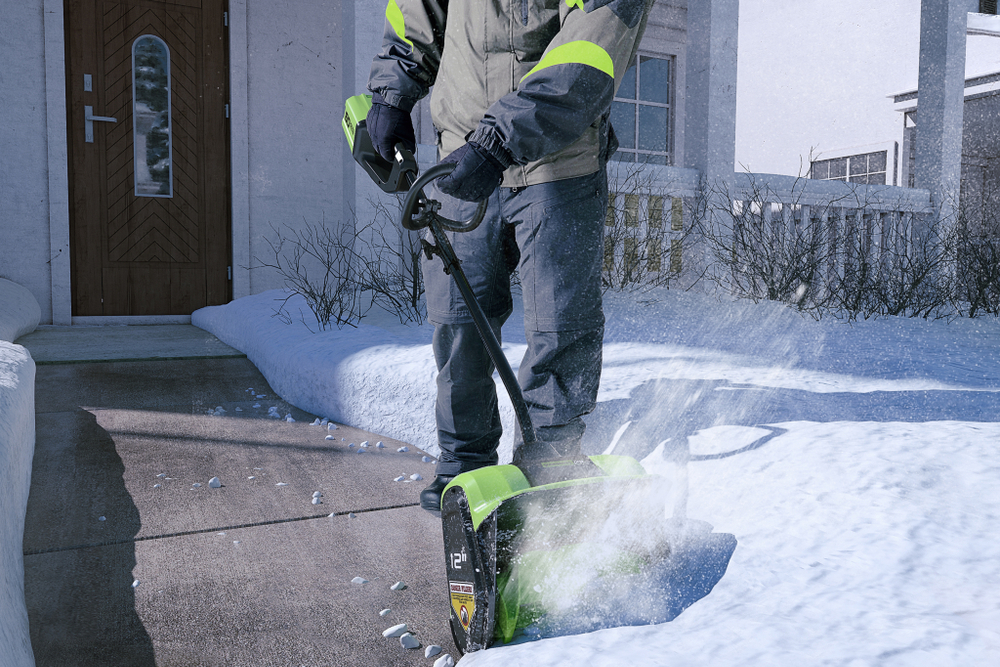 Снегоуборщик аккумуляторный GREENWORKS GD60SS 2602607UG