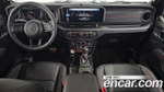 Jeep Wrangler (JL) 2.0 4 — 2025