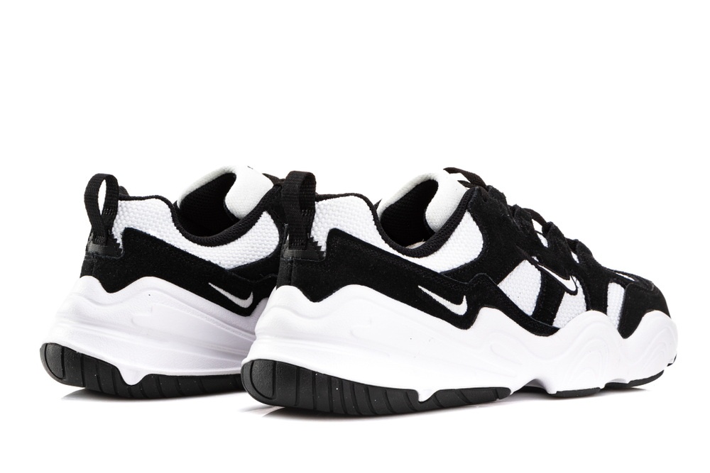Nike Tech Hera "Black/White"