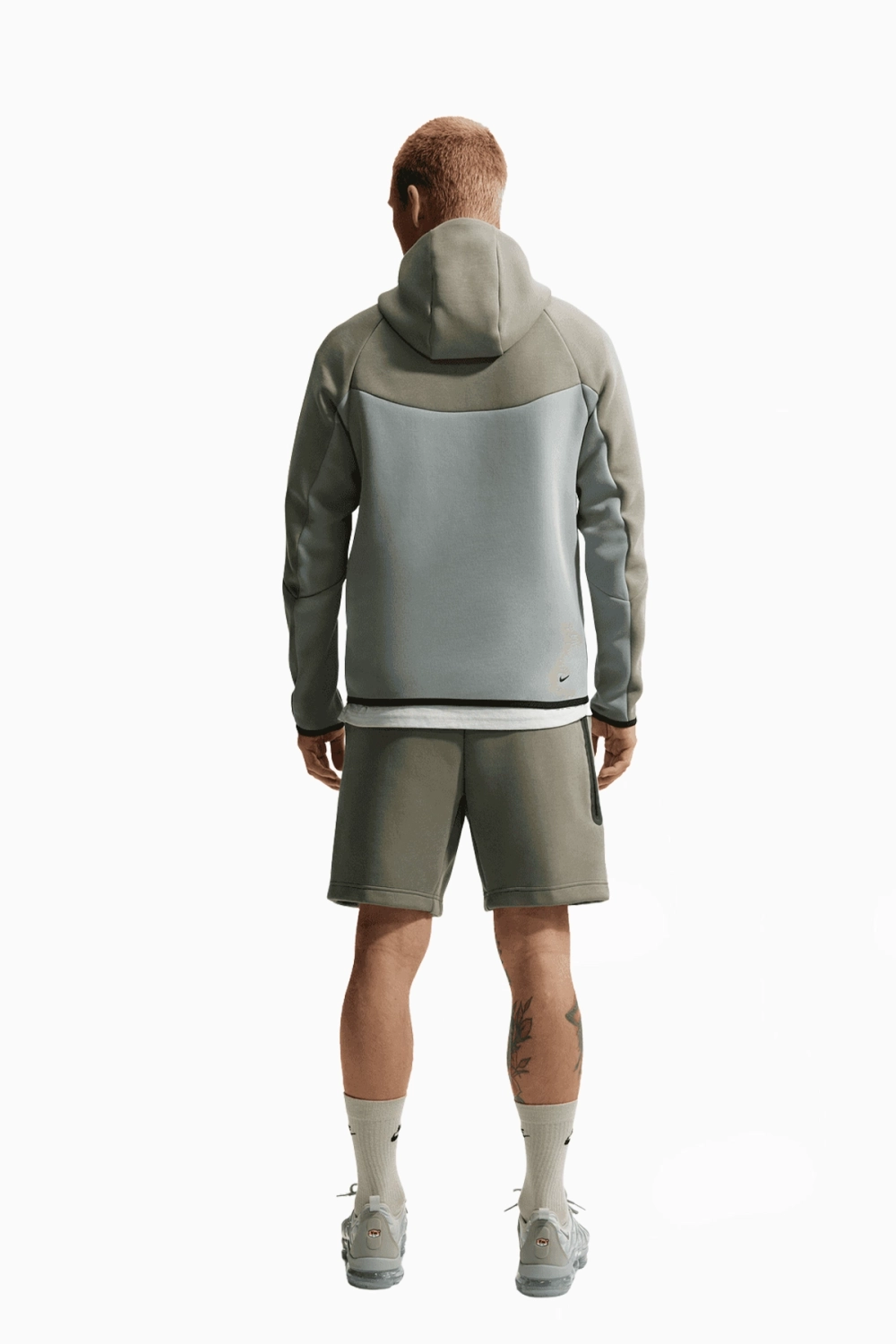 Кофта Nike Sportswear Tech Fleece Windrunner - зеленый