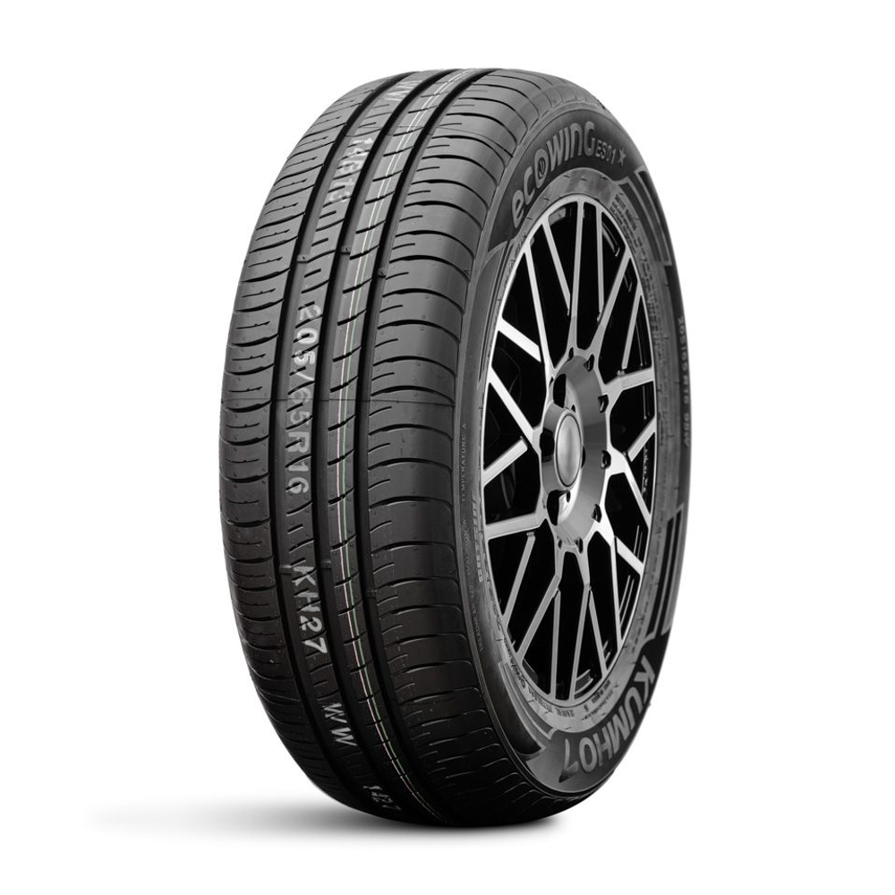 Легковая шина Кумхо  215/45/17  V 87 KH-27