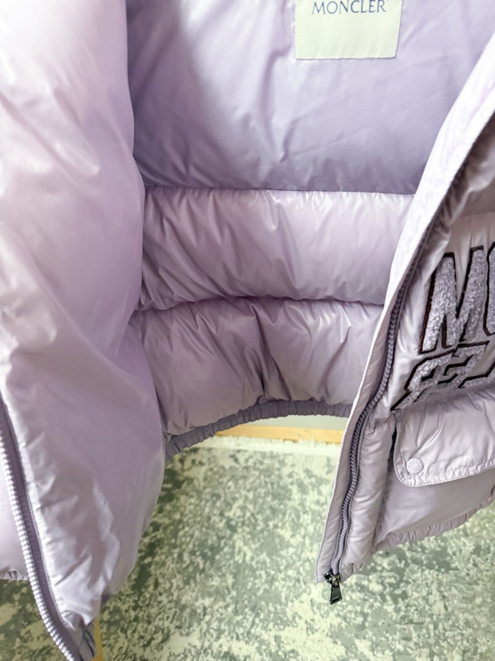 Пуховая куртка Moncler, 152