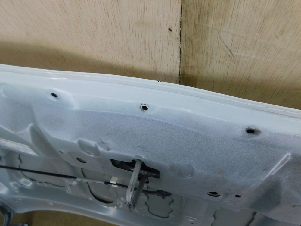 капот Toyota Yaris  MXPH15 MXPH10