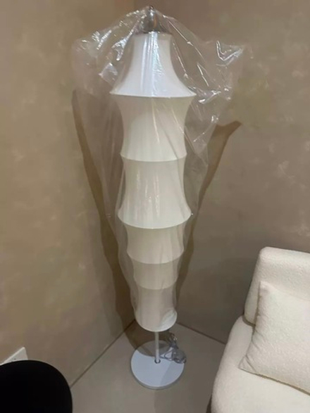 Floor design lamp Falkland by Artemide