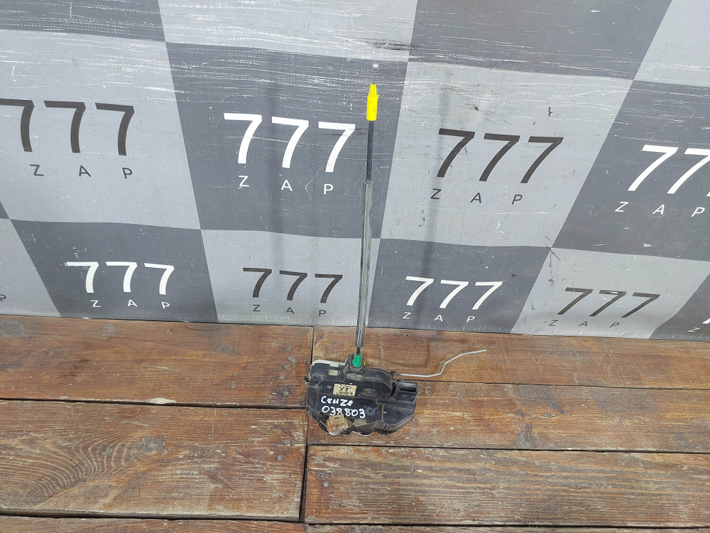 Замок двери задней левой 6 pin Chevrolet Cruze Б/У Оригинал 3023881LH4