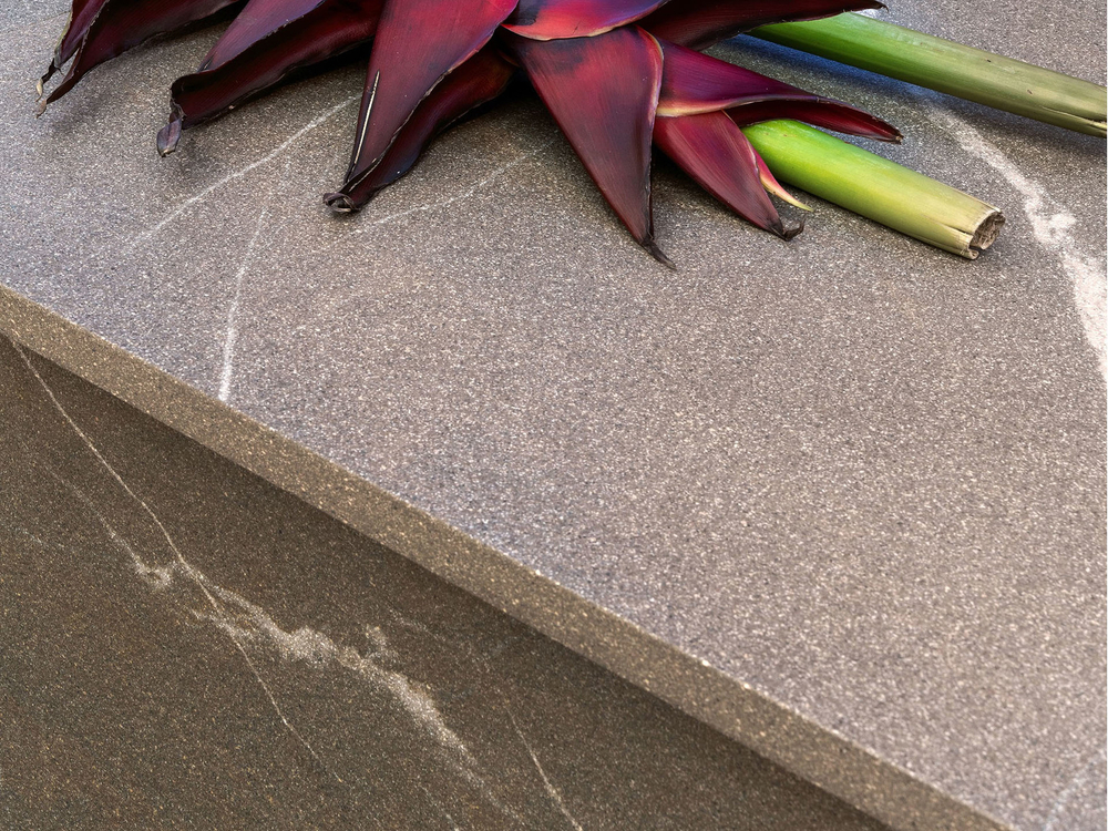 In-Side Pietra Piasentina Taupe Fiam 5.6 mm 1200×3000