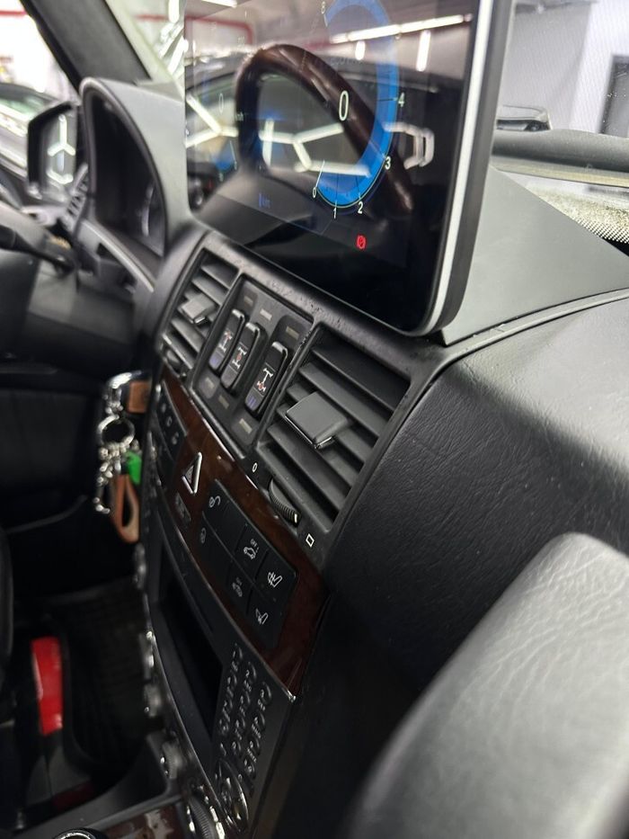 Магнитола для Mercedes-Benz G-класс 2006-2012 NTG 3.5 (поддержка Harman/Kardon) - RDL-7707 монитор 10.25" на Android 13, Быстрая, CarPlay, 4G SIM-слот