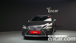Lexus LS500h 3.5 AWD — 2019