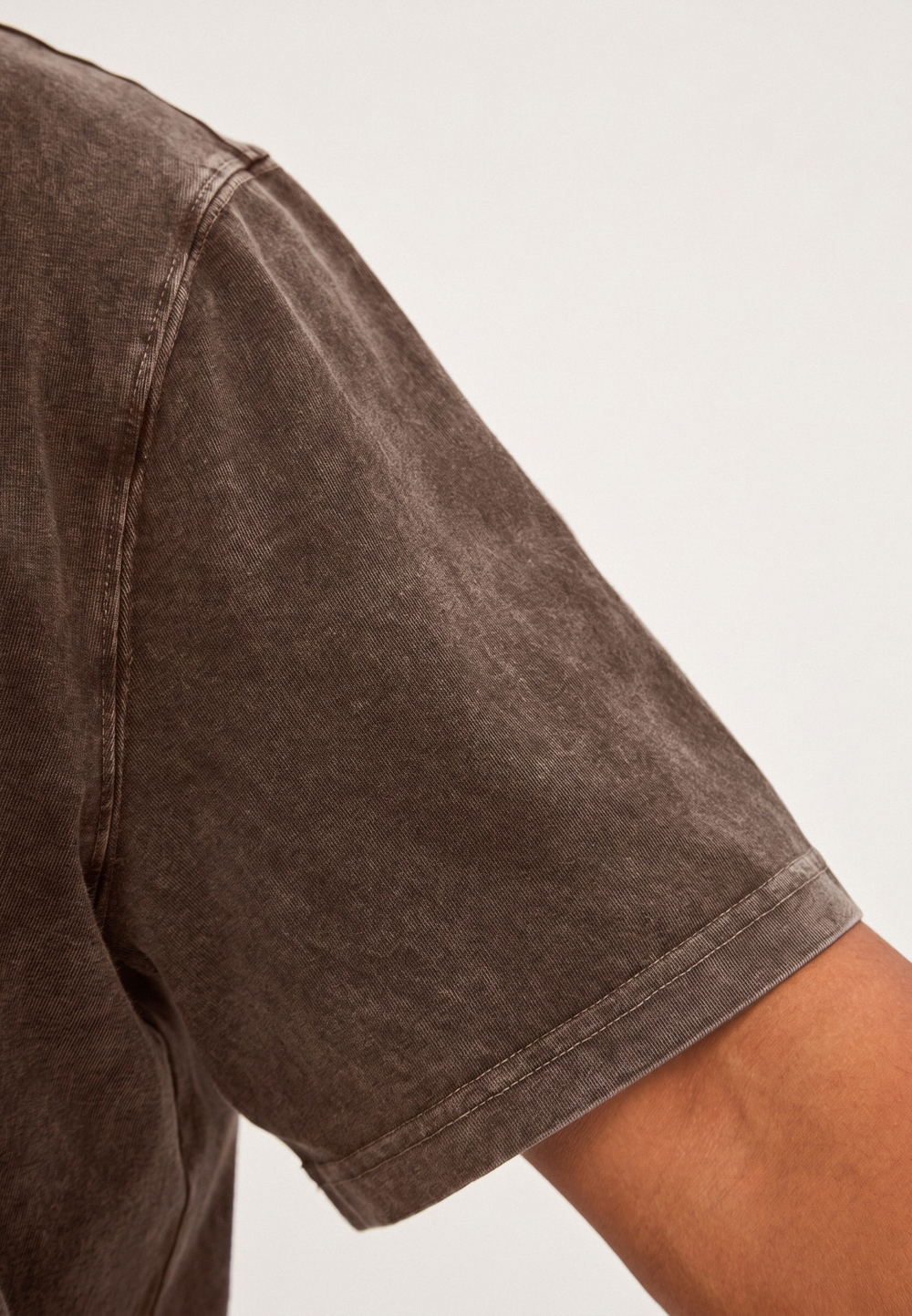 Футболка MILLENNIALS коричневый