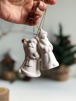 Елочная игрушка Дед Мороз и Снегурочка для росписи, фарфоровая