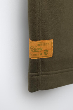 ZARA БРЮКИ BARREL ИЗ ФЕЛЬПЫ С НАШИВКОЙ VARSITY, МЯГКИЙ ЗЕЛЕНЫЙ