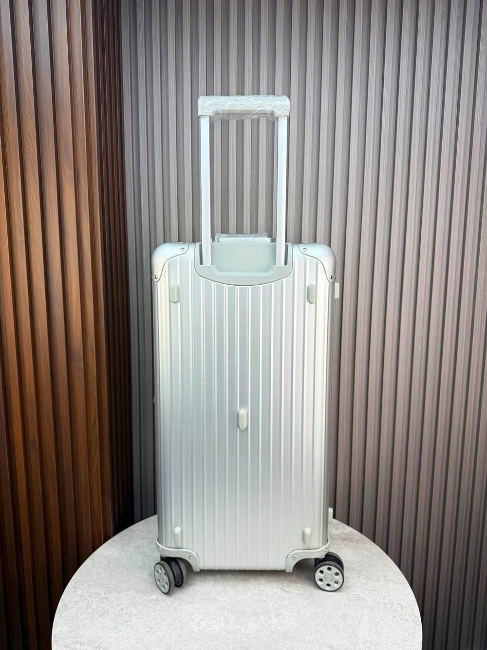 Дорожный чемодан Rimowa Trunk Aluminium