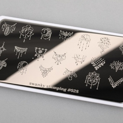 Пластина Swanky Stamping №28