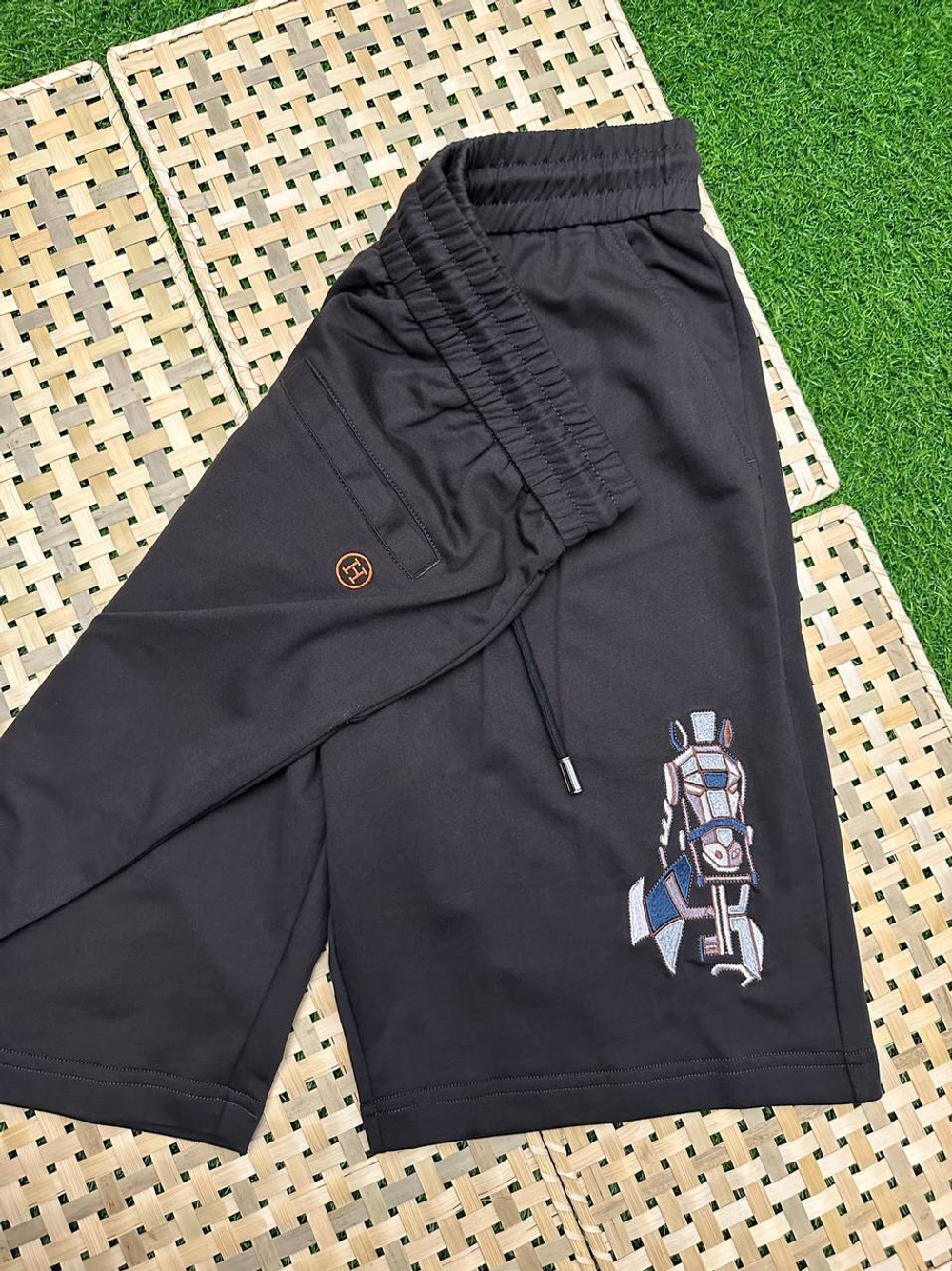 Шорты Hermes