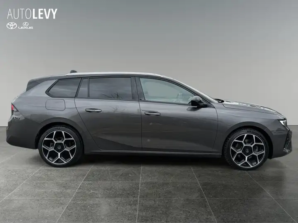 Opel Astra L Sports Tourer