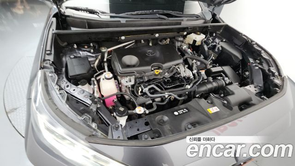 Toyota RAV4 2.5 2WD Hybrid — 2019