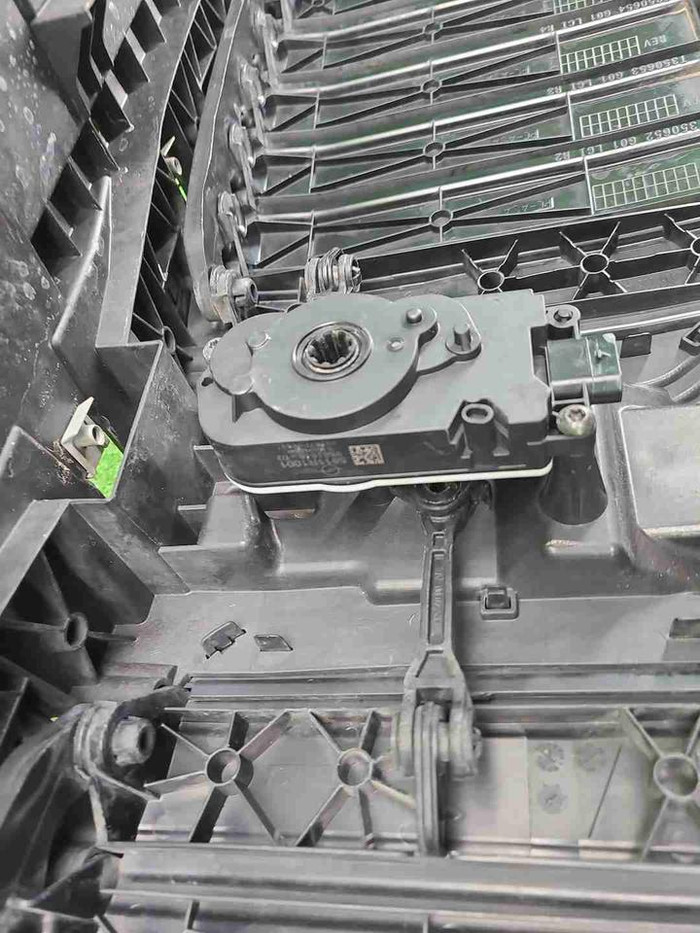 Решетка радиатора BMW X4 G02 (2021-н.в.)