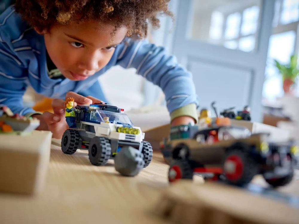 Констуктор LEGO City 60449 Погоня за полицейской машиной на бездорожье