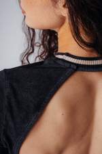 Кроп топ NEBBIA x Olympia Open-Back Crop Top 938