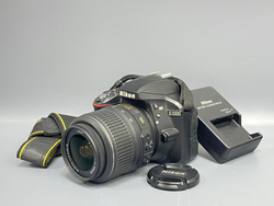 Nikon D3300 kit 18-55mm 8000 кадров