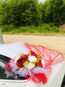 Свадебная лента на капот автомобиля