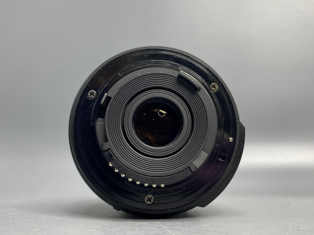 Nikon D5200 kit 18-55mm 48.367 кадров