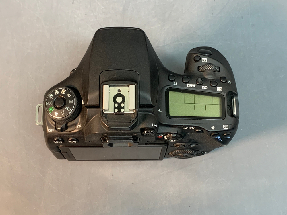 Canon EOS 90D Body 18.000 Кадров
