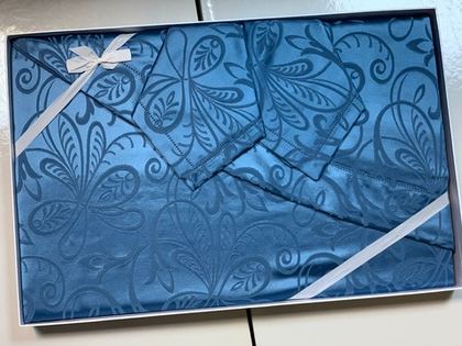 Скатерть круглая 270 и 8 салфеток Gamba 9214 Avio голубая