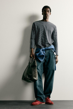 ЖАККАРДОВАЯ ФУТБОЛКА В ПОЛОСКУ — ZARA · 1887/305