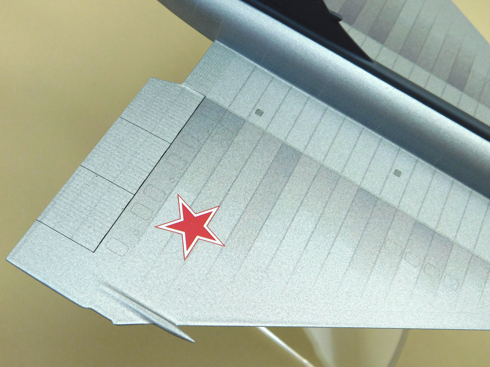 Модель самолета Т-4 "СОТКА" (М1:100, с шасси)
