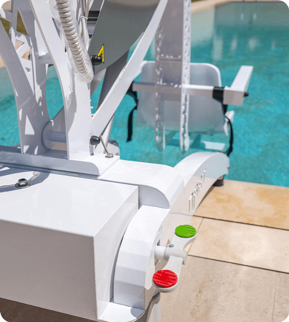 Подъемник для бассейна NART SHARK POOL LIFT (мобильный, простой и надежный)