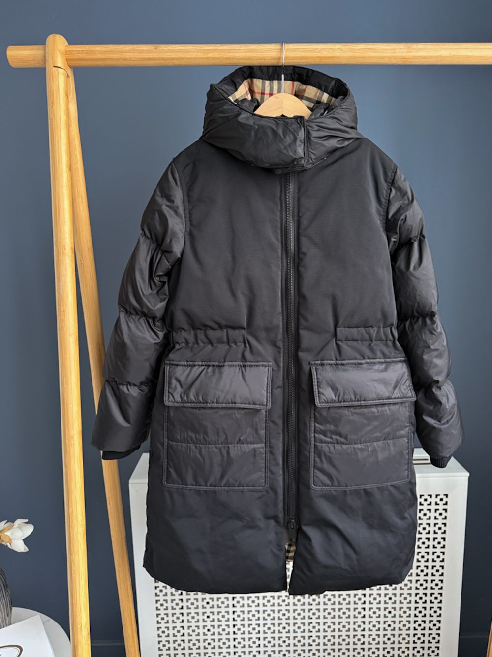 Пуховик Burberry, 140