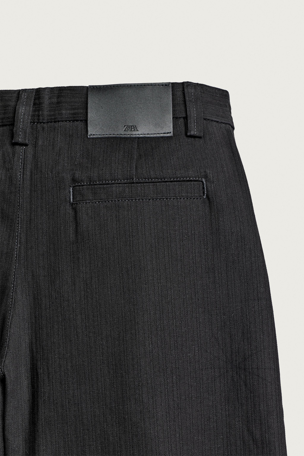 БРЮКИ ЧИНОС RELAXED FIT СО СКЛАДКАМИ — ZARA · 4048/355