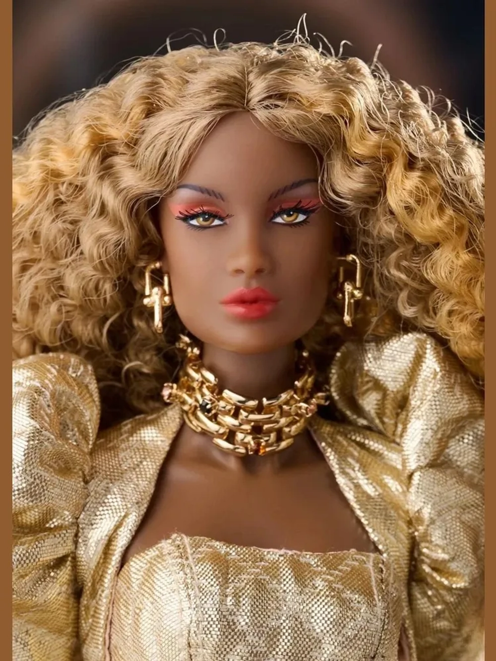 Кукла Integrity toys Golden Glam Queen Meteor Keeki Adaeze