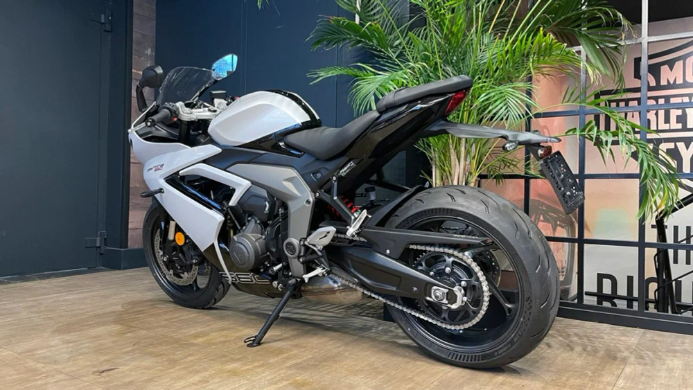 Triumph Daytona 660