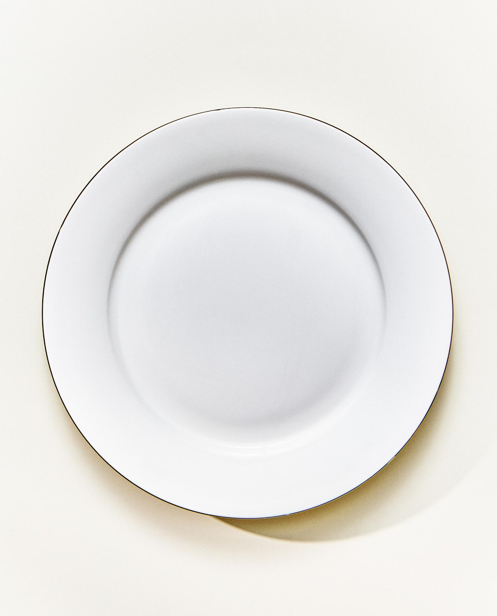 тарелка десертная из костяного фарфора Zara Home