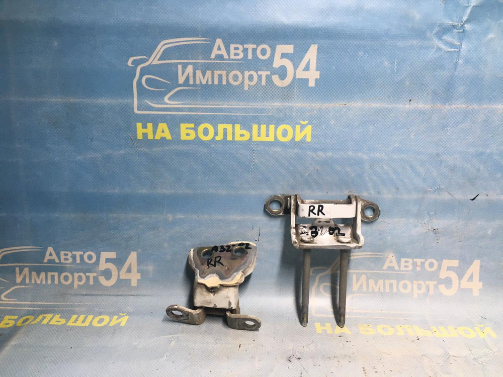 Петля двери задней правой NISSAN MAXIMA 1999