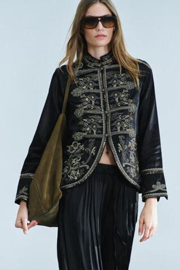 ZARA КУРТКА С ВЫШИВКОЙ И ЗАСТЕЖКАМИ-АЛАМАРАМИ — ZW COLLECTION, ЧЕРНЫЙ