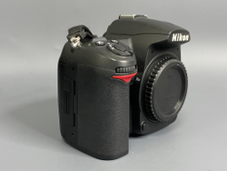 Nikon D7000