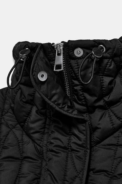 ZARA СТЕГАНАЯ КУРТКА С ВЫСОКИМ ВОРОТНИКОМ, ЧЕРНЫЙ