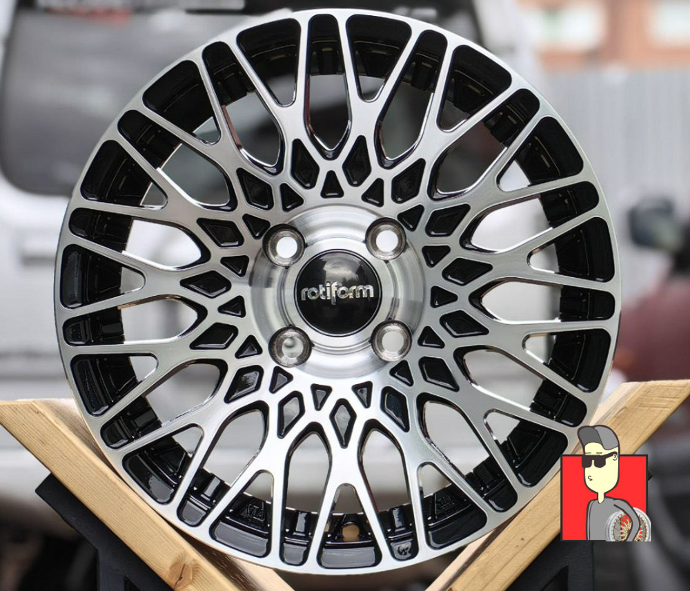 Комплект дисков Rotiform 15x7 et30 4x100