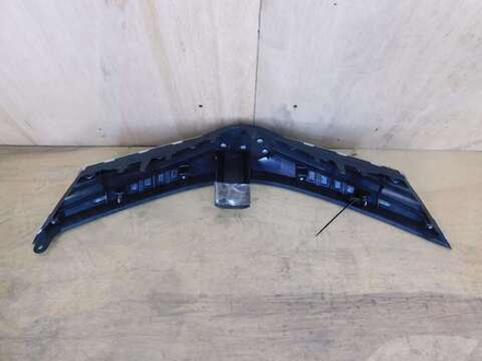 решетка радиатора Toyota Corolla Axio NZE161 165