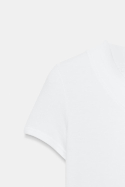 ZARA ФУТБОЛКА С V-ОБРАЗНЫМ ВЫРЕЗОМ И АСИММЕТРИЧНЫМ НИЗОМ, БЕЛЫЙ