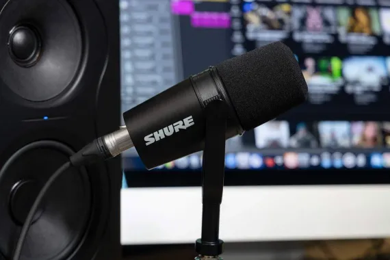 Shure MV7X Grey