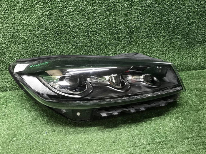 Фара правая Kia Sorento 3 UM Prime (2017-2020) LED