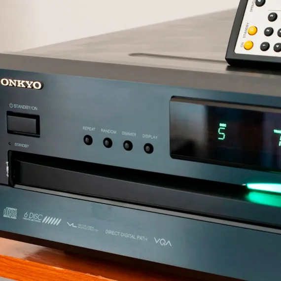 Onkyo DX-C390 Black