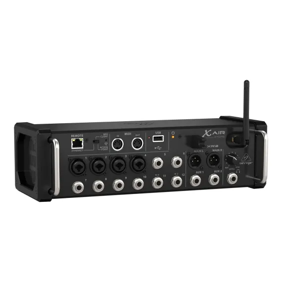 Behringer XR12