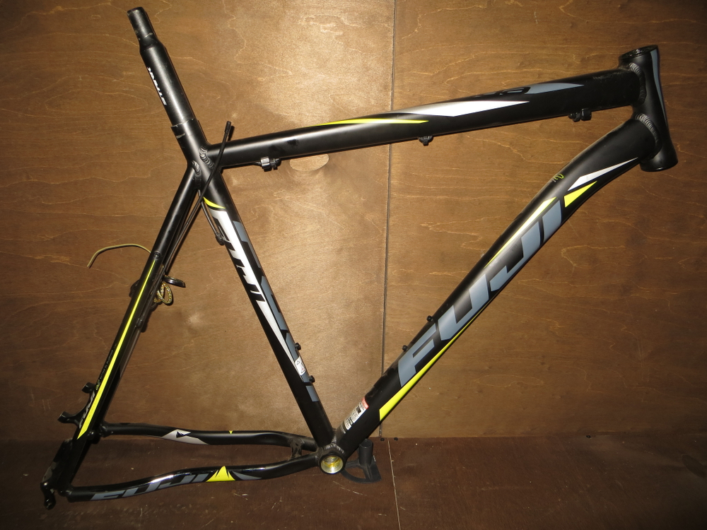 Рама велосипеда FUJI NEVADA 1.9 D 23"