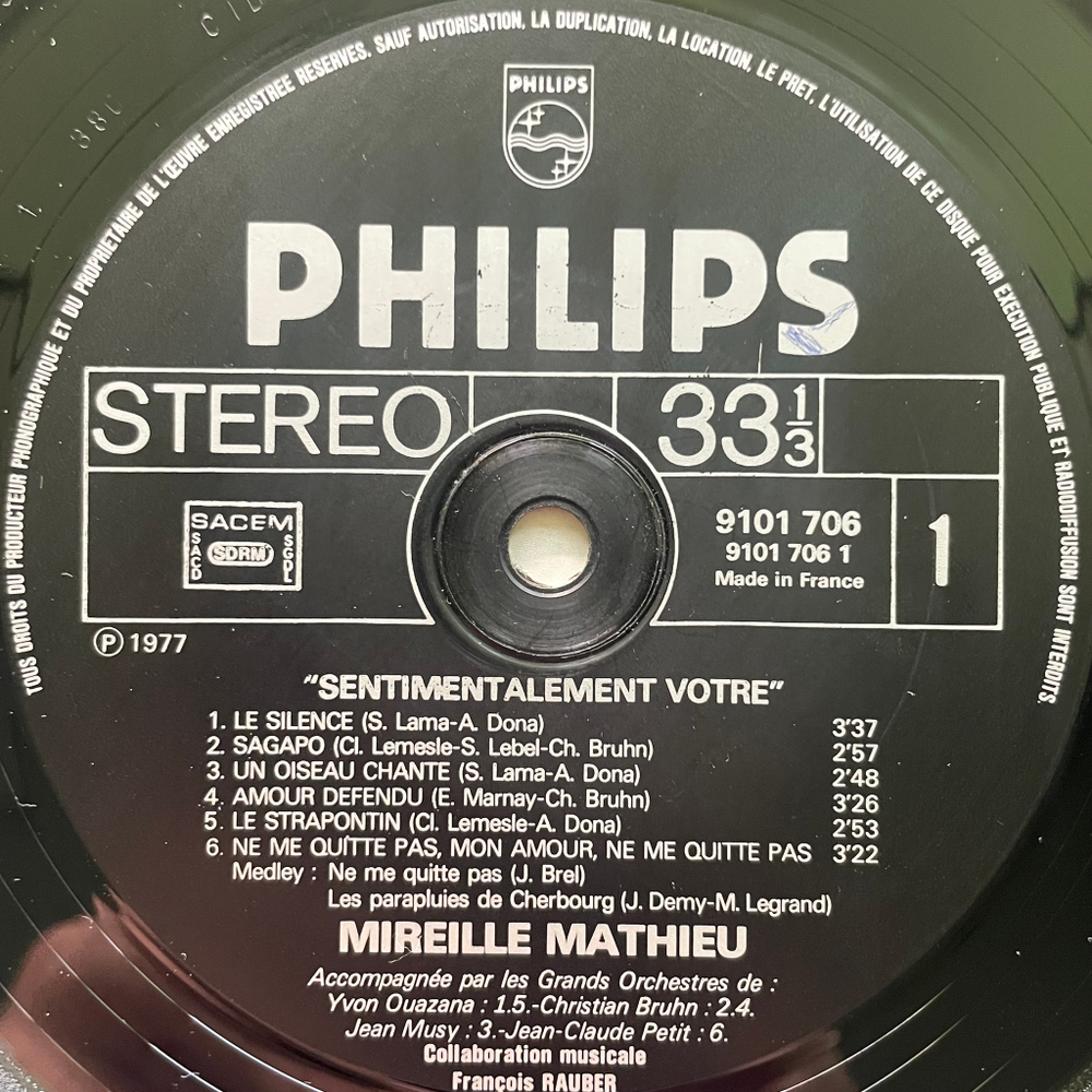 Mireille Mathieu ‎– Sentimentalement Vôtre (Франция 1977г.)