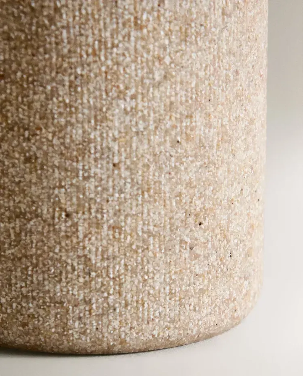 ZARA HOME СТАКАН ДЛЯ ЗУБНЫХ ЩЕТОК ИЗ СМОЛЫ, БЕЖЕВЫЙ